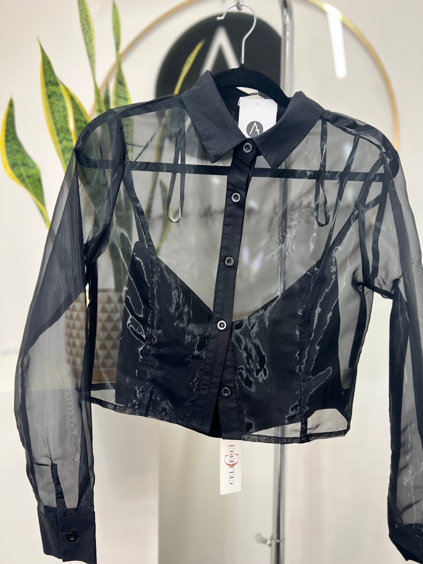 Blusa crop top negra