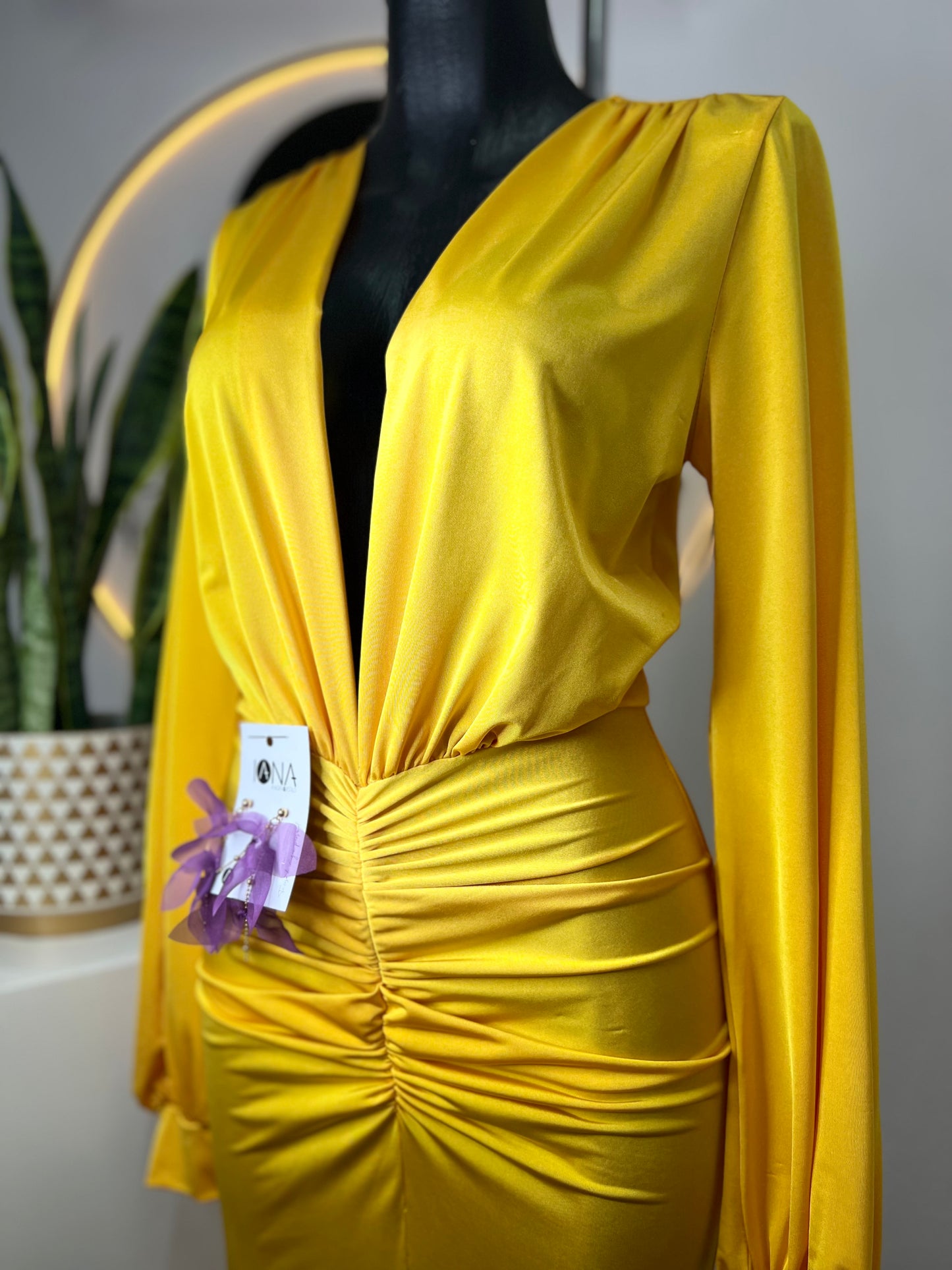 Vestido amarillo largo