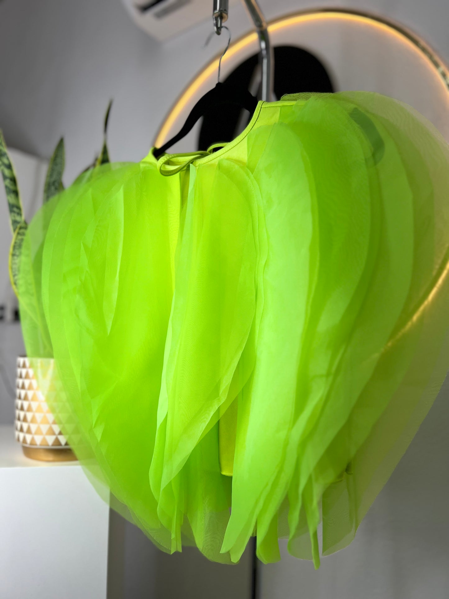 Blusa pétalos verde