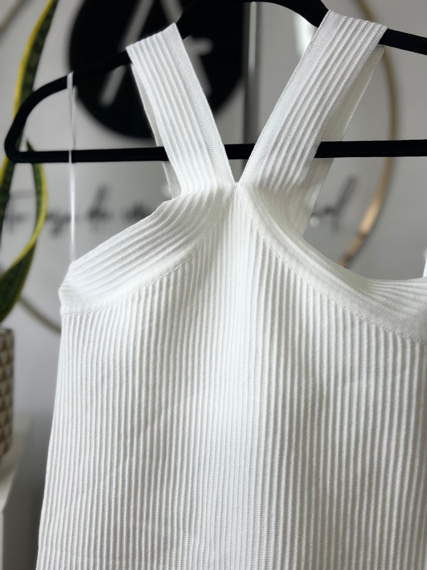 Blusa cuello x blanca