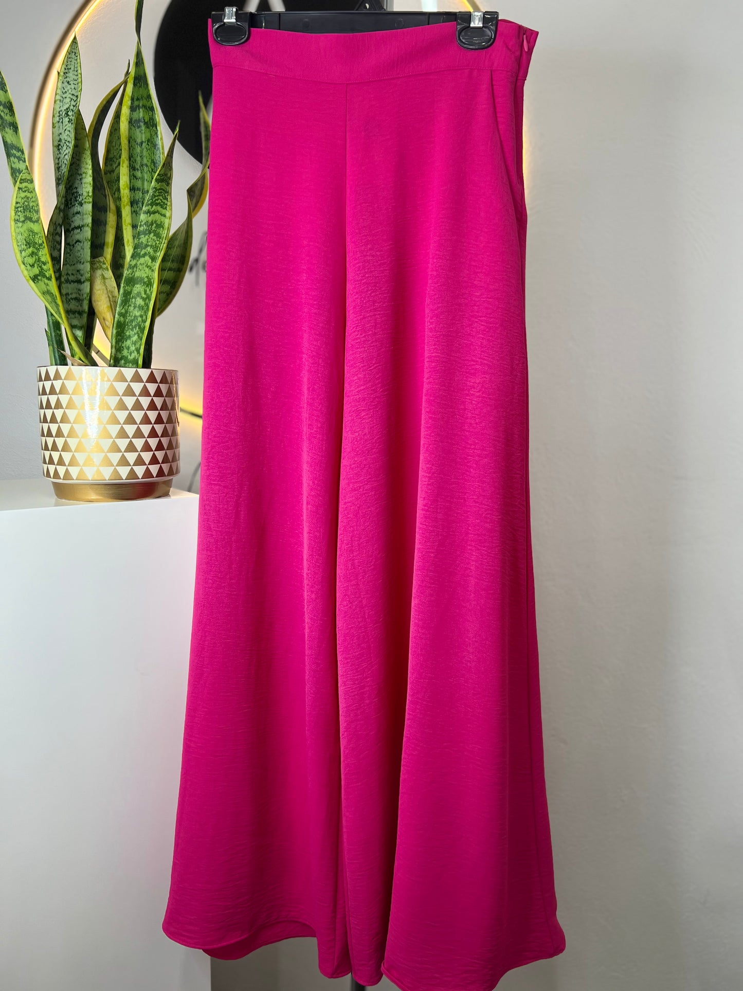 Pantalón ancho fucsia