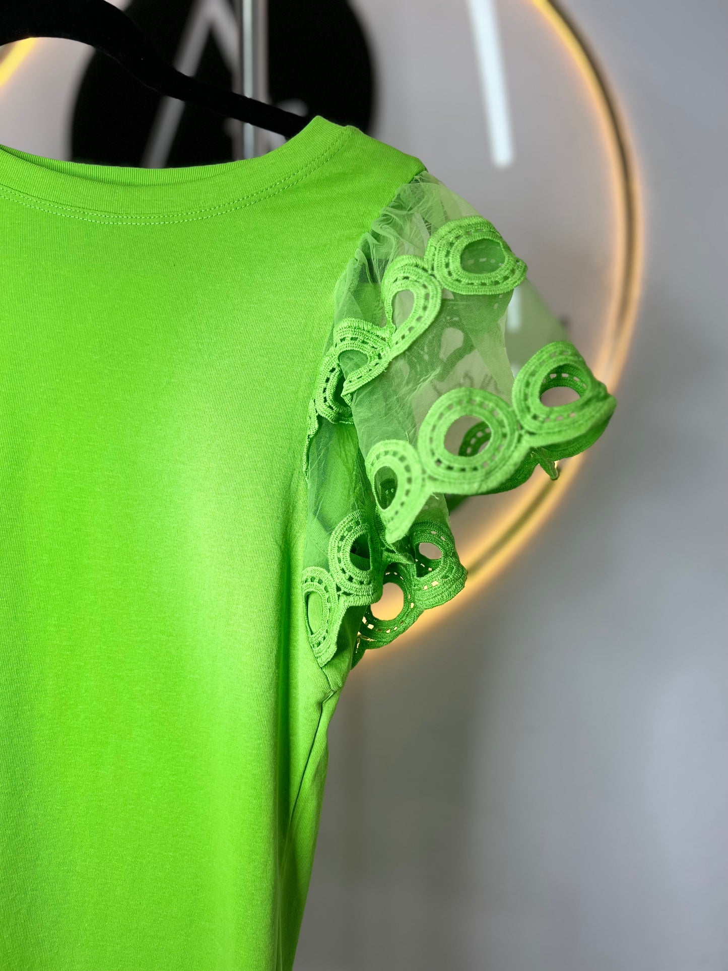 Blusa verde mangas transparentes