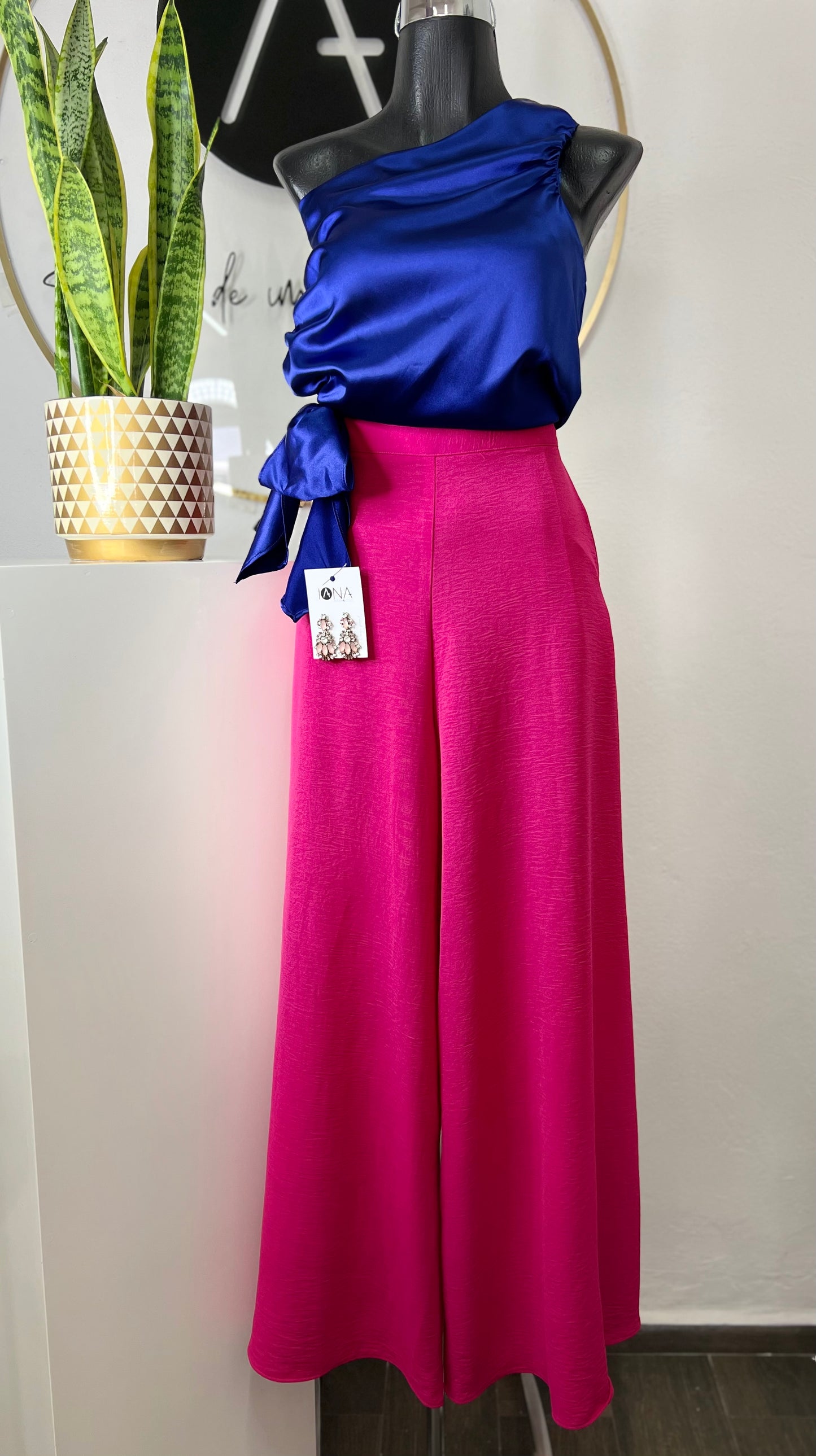 Pantalón ancho fucsia