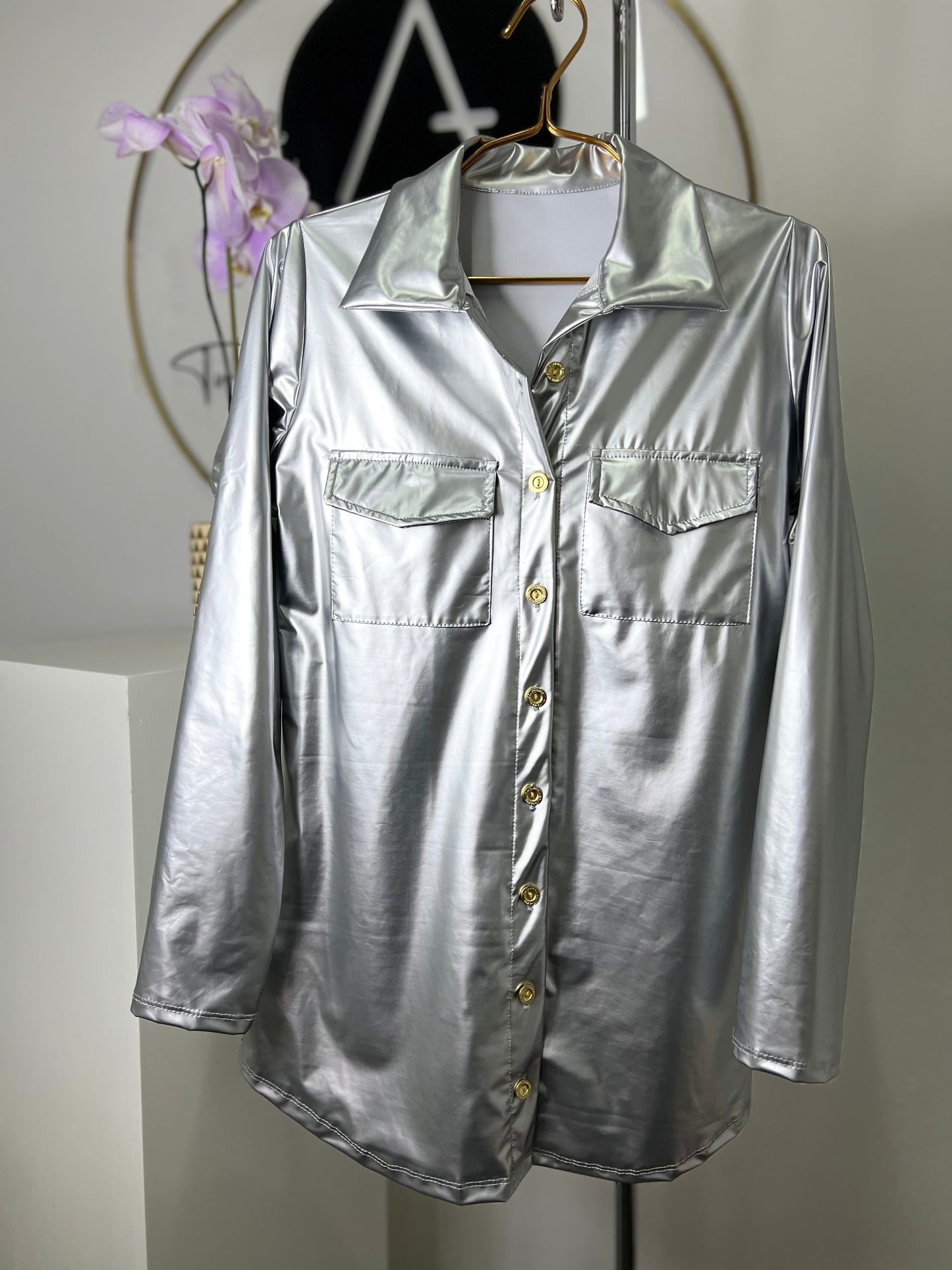 Camisa oversize plata