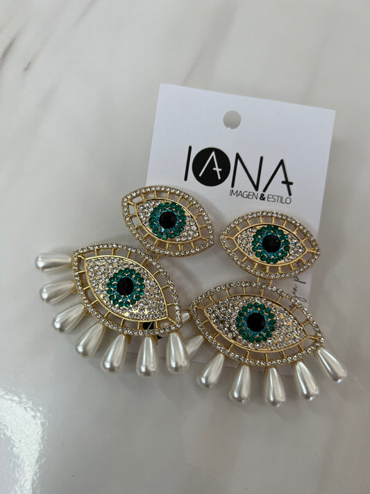 Aretes doble ojos verdes y brillantes con perlas