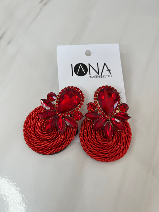 Aretes redondos con piedra rojos